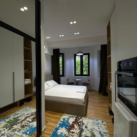 Luxury Apartments Blloku Тирана Экстерьер фото
