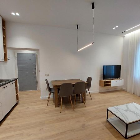 Luxury Apartments Blloku Тирана Экстерьер фото
