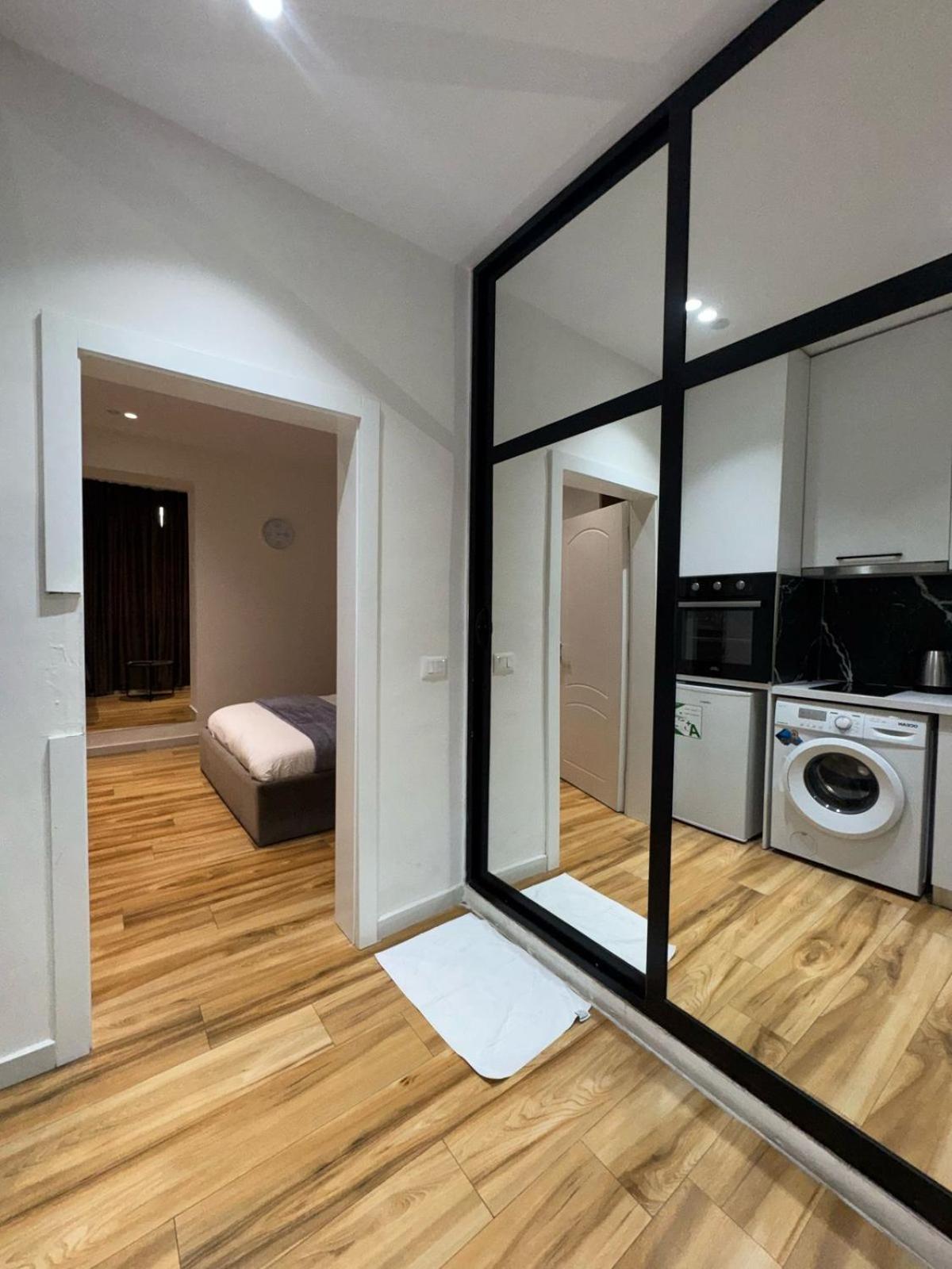 Luxury Apartments Blloku Тирана Экстерьер фото