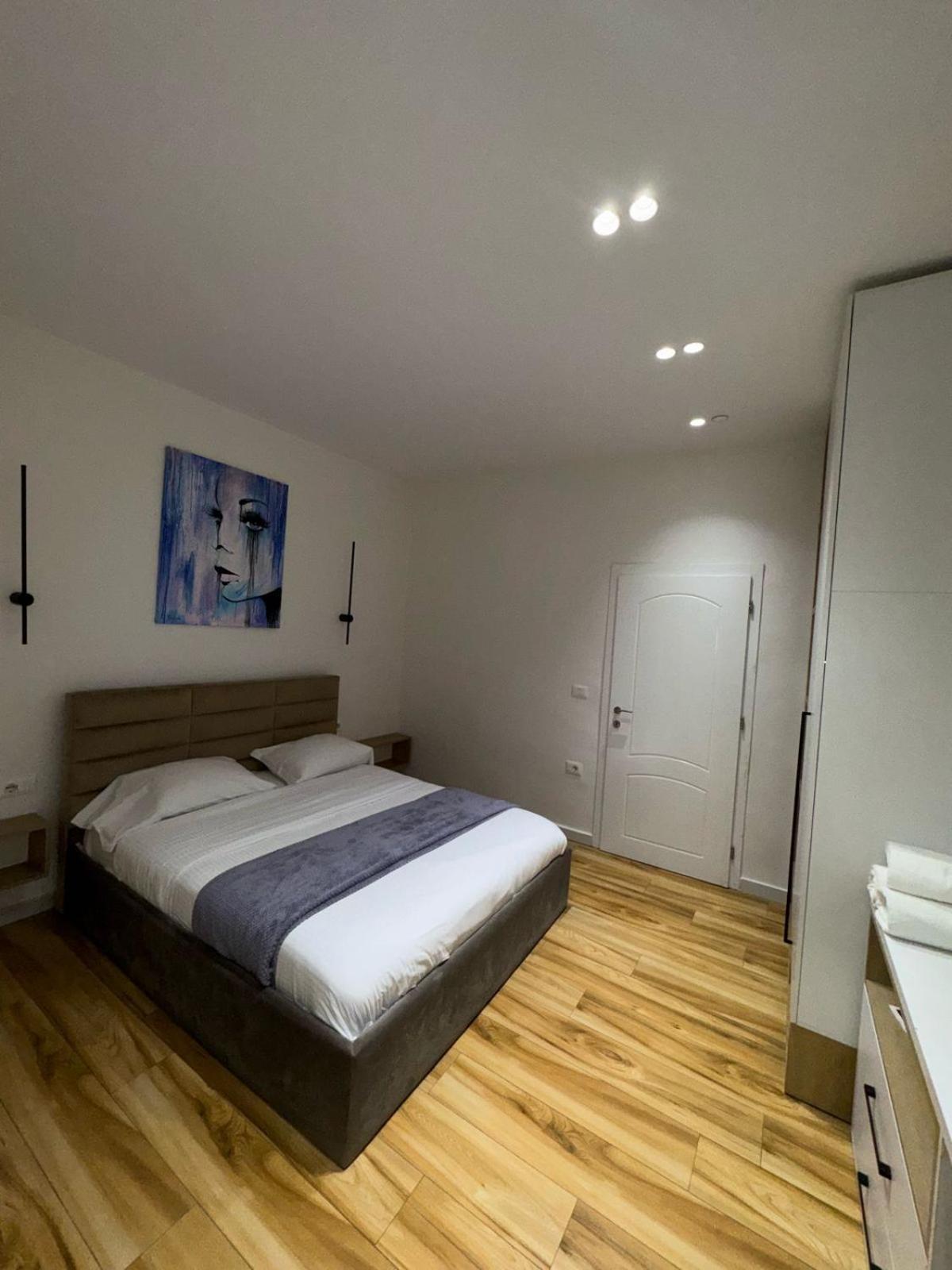 Luxury Apartments Blloku Тирана Экстерьер фото